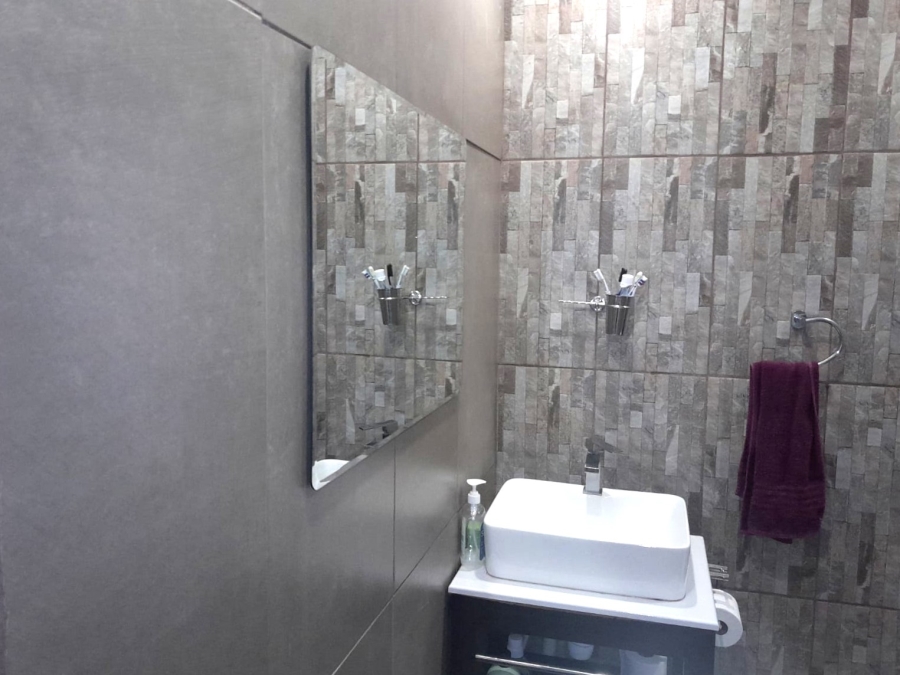 To Let 2 Bedroom Property for Rent in Fairbridge Heights Eastern Cape